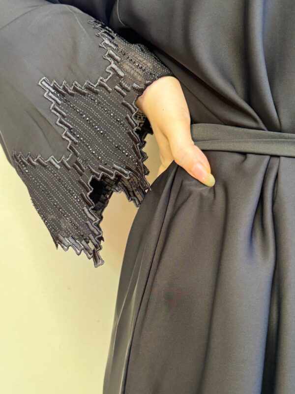 Black Abaya With Wavy Sleeves And Belt And Scarf