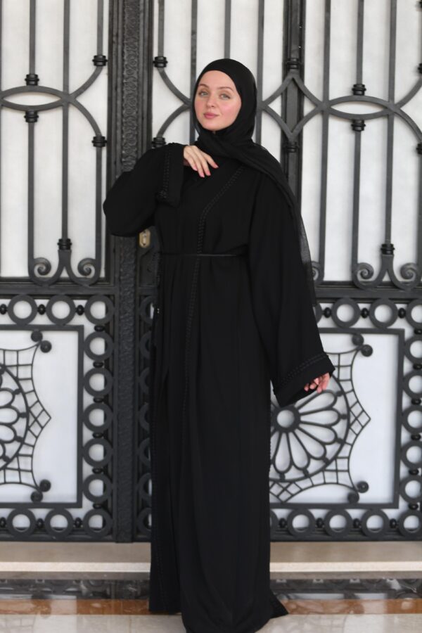 Black Closed Abaya With Littel Thread Circle Design With Belt And Scarf