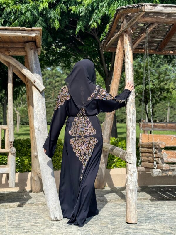 Black Abaya With Drop Shape Strass On The Shoulder And Full Back And Scarf