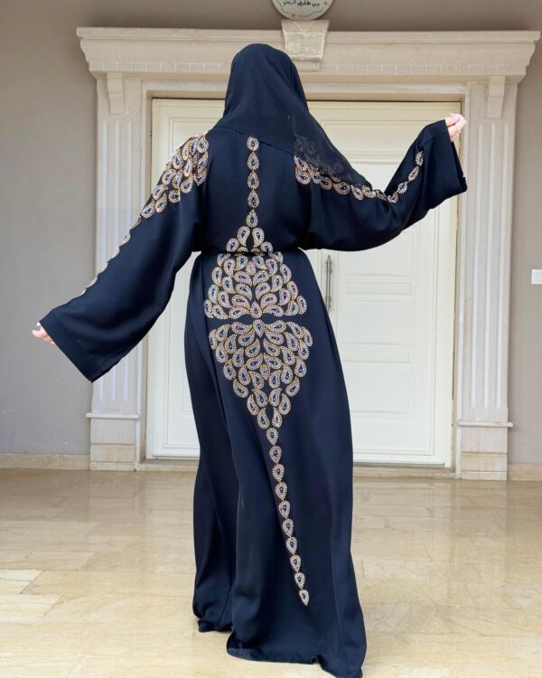 Black Abaya With Drop Shape Strass On The Shoulder And Full Back And Scarf