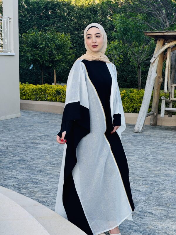 Open Chic Abaya