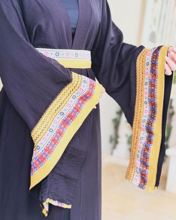 Abaya With Designed Wide Sleeves And Belt