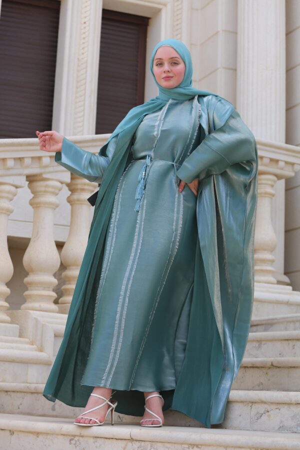 4 Piece Abaya With Shiney Look