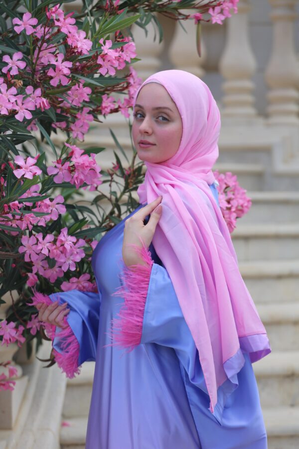 Chic Dress With Inner Belt And Fur On The Sleeves With Scarf