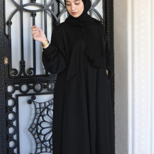Wide Black Abaya With Inner Pockets And Tight Sleeves With Scarf