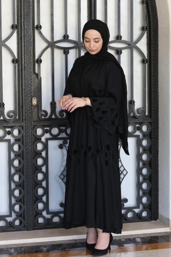 Black Abaya With Strass And Black Leaves With Scarf